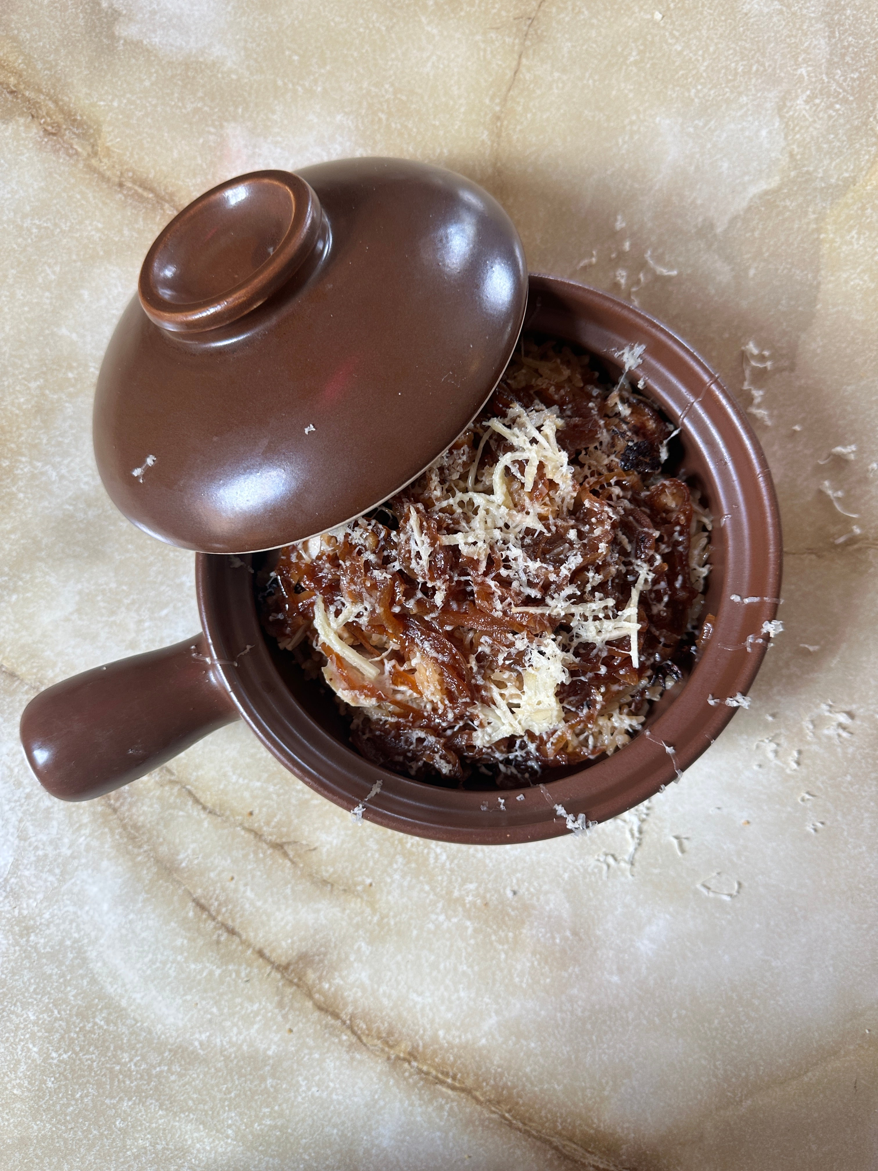 French Onion Chicken & Rice Claypot
